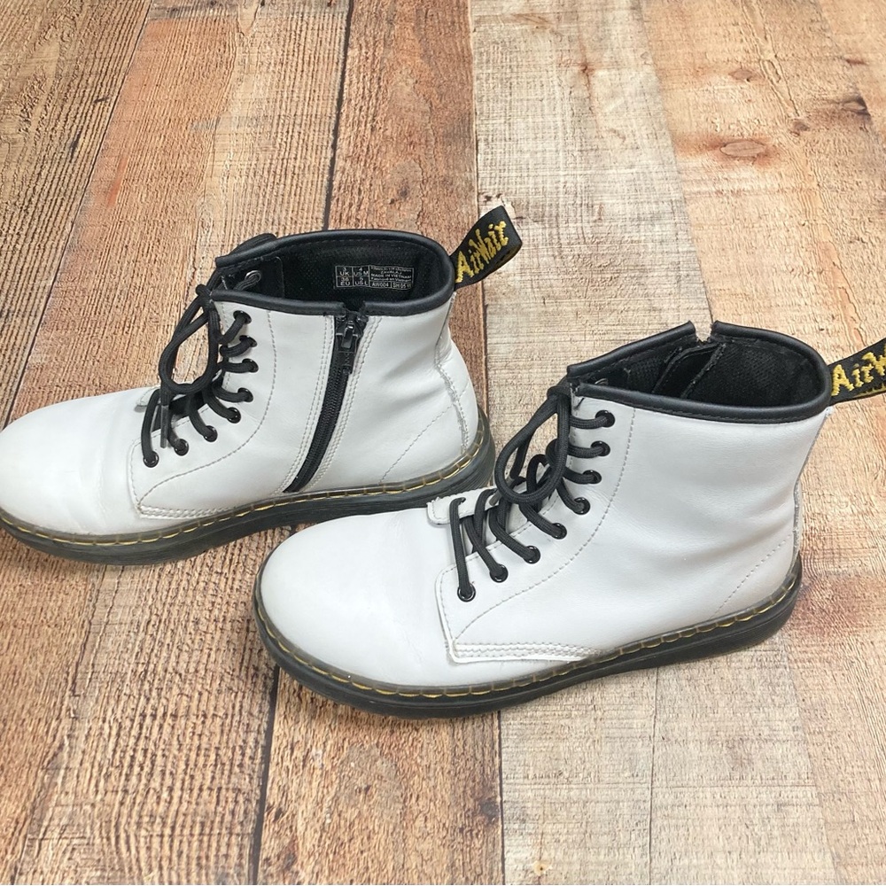 Dr. Martens Zavala J White Leather Combat Boots Side Zip AW004 SH05W Size 5 - Picture 4 of 8
